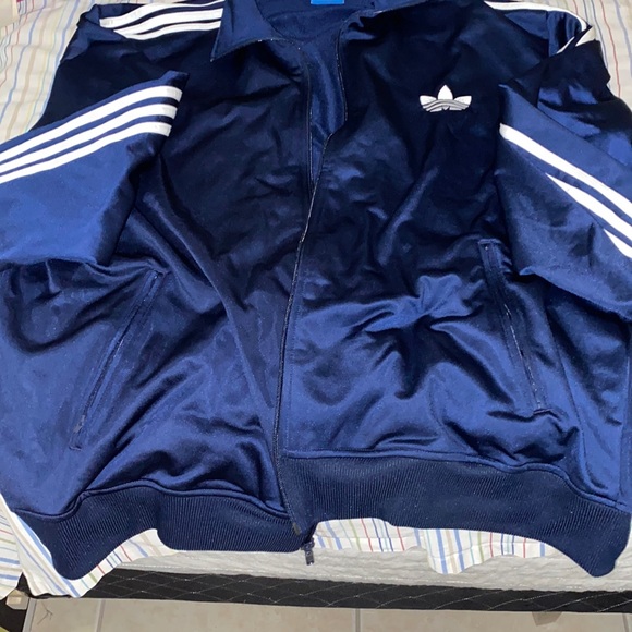 ADDIDAS JACKET (CHEAP) (BIG AND TALL) - Picture 3 of 3